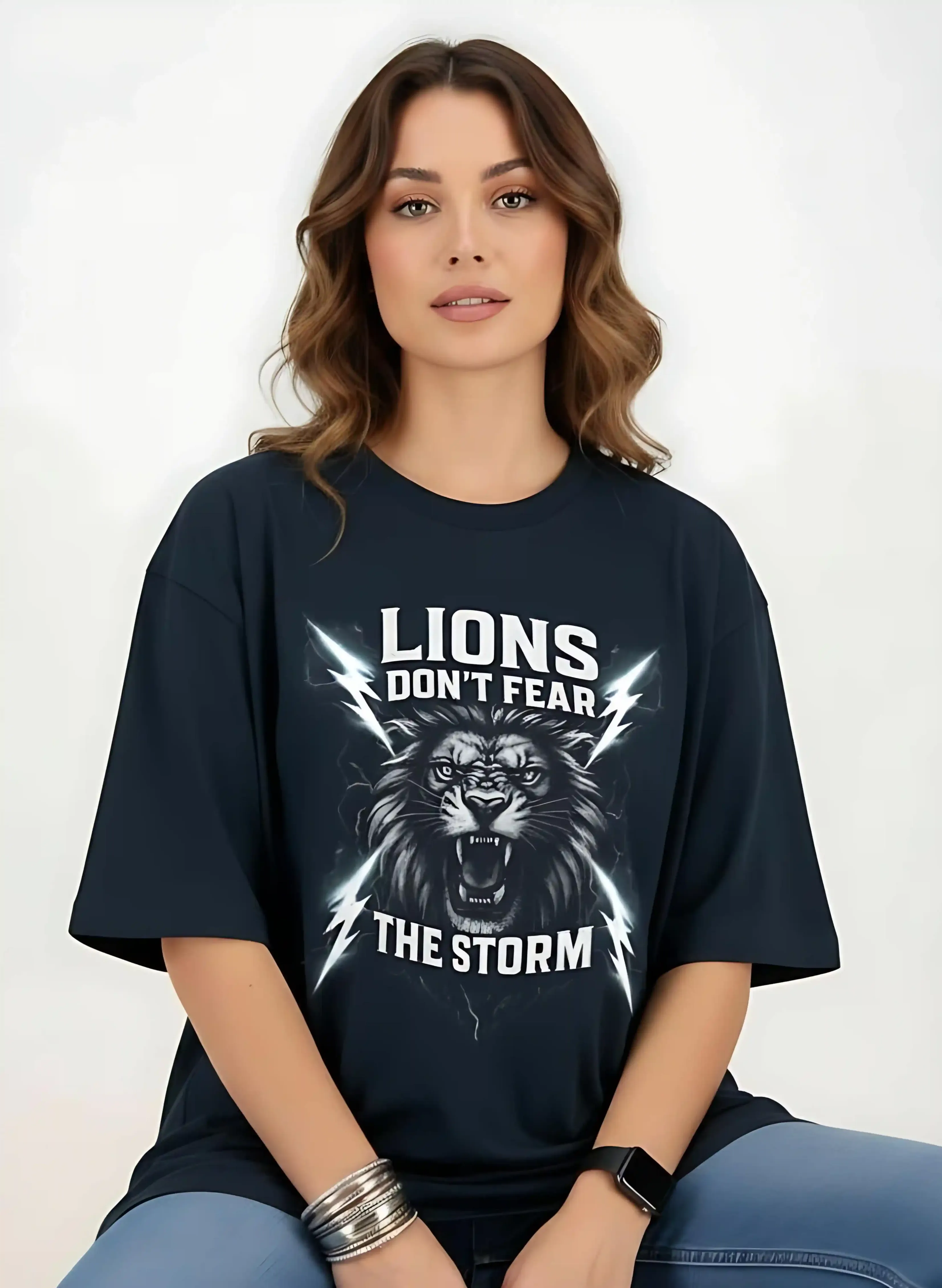 Lions don't fear the Storm | Unisex Premium Oversized T-Shirt – Heavyweight Streetwear