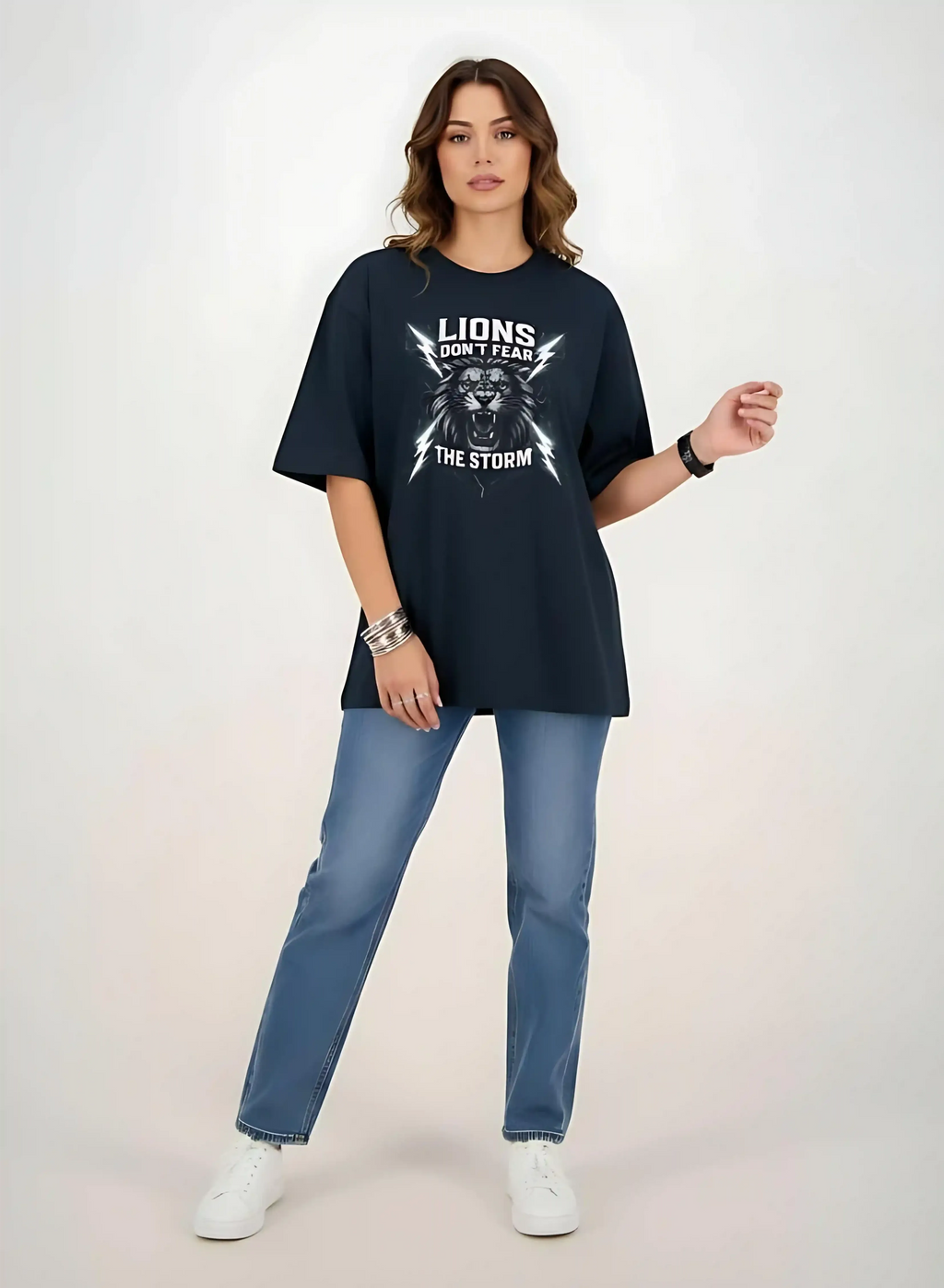Lions don't fear the Storm | Unisex Premium Oversized T-Shirt – Heavyweight Streetwear