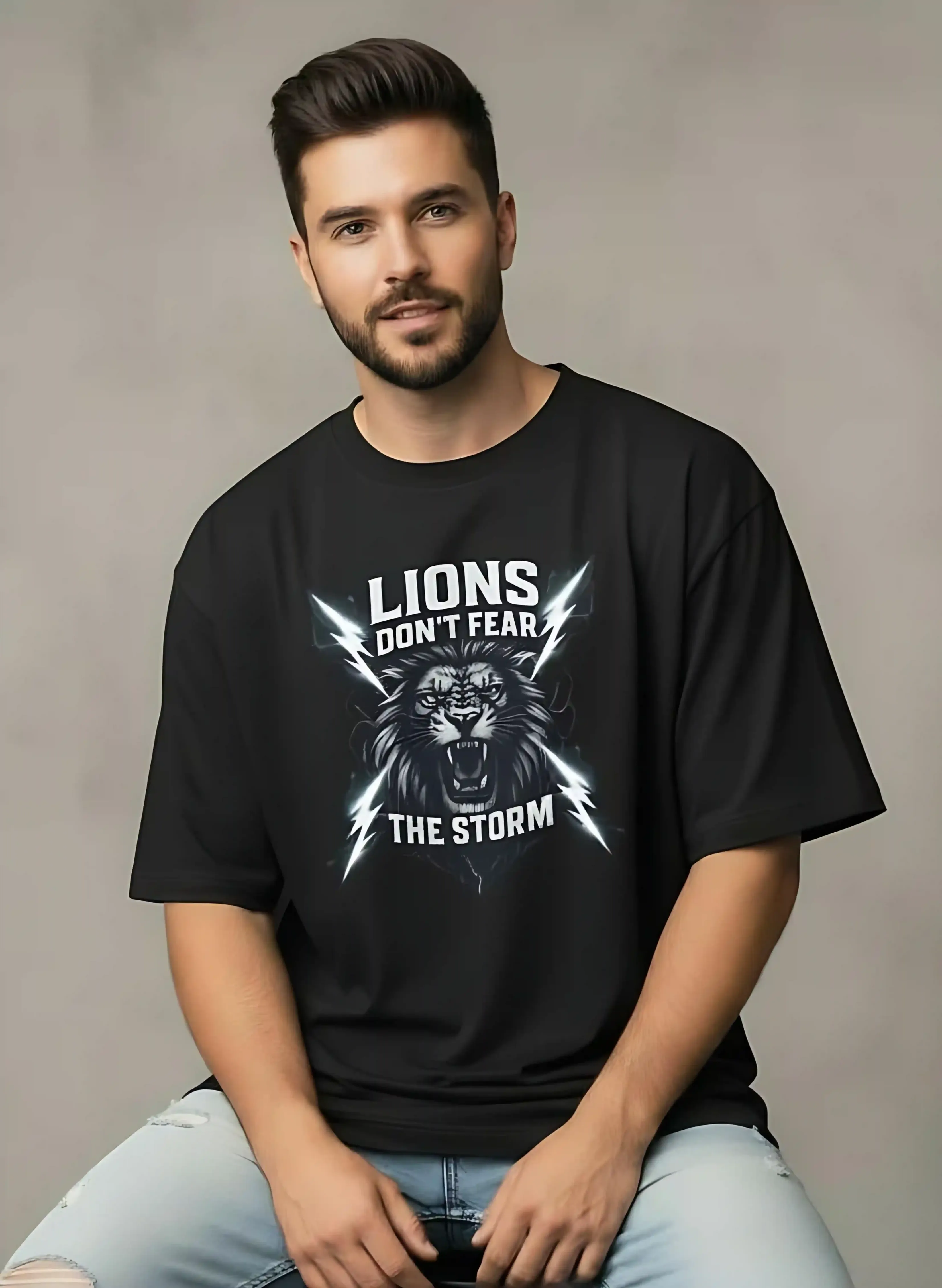 Lions don't fear the Storm | Unisex Premium Oversized T-Shirt – Heavyweight Streetwear